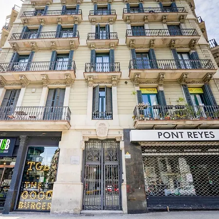 Luxurious For 9 People Recently Renovated In The Center Of * Barcelona