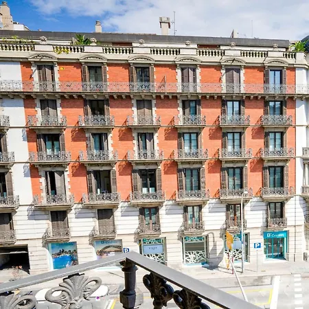 Luxurious For 9 People Recently Renovated In The Center Of *
