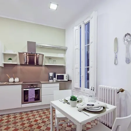 ヴィラ Luxurious For 9 People Recently Renovated In The Center Of