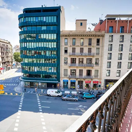 Villa Luxurious For 9 People Recently Renovated In The Center Of Barcelona