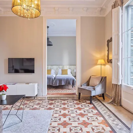 Luxurious For 9 People Recently Renovated In The Center Of