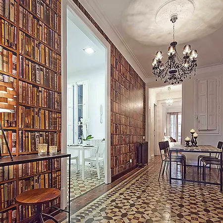 Luxurious For 9 People Recently Renovated In The Center Of Villa